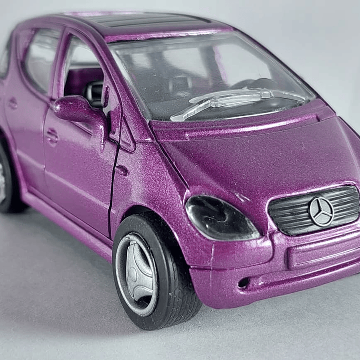 Mercedes Benz Clase A W168 Escala 1/32 Realtoy 1