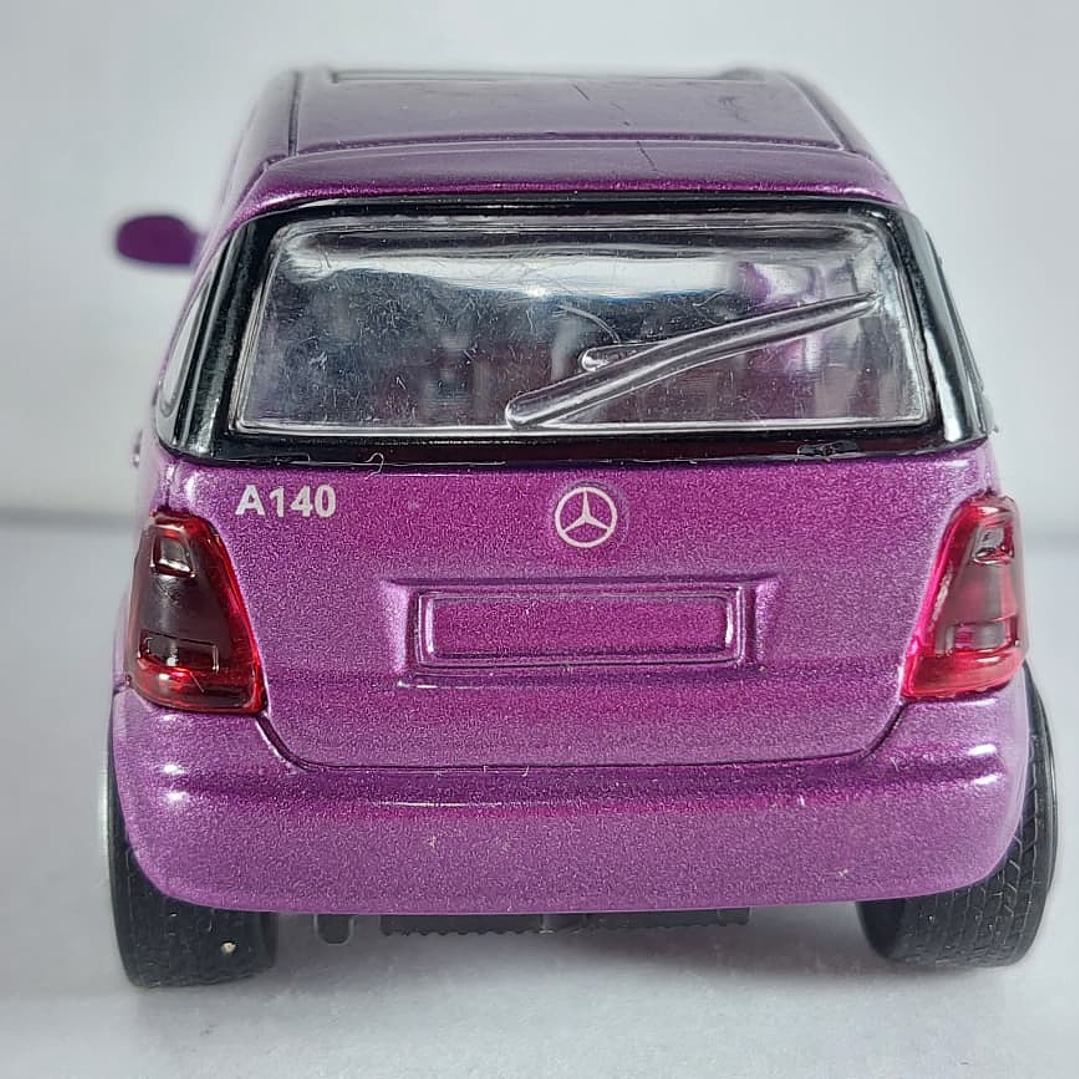 Mercedes Benz Clase A W168 Escala 1/32 Realtoy 5