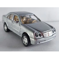 MERCEDES BENZ CLASE  E W210 ESCALA 1/36