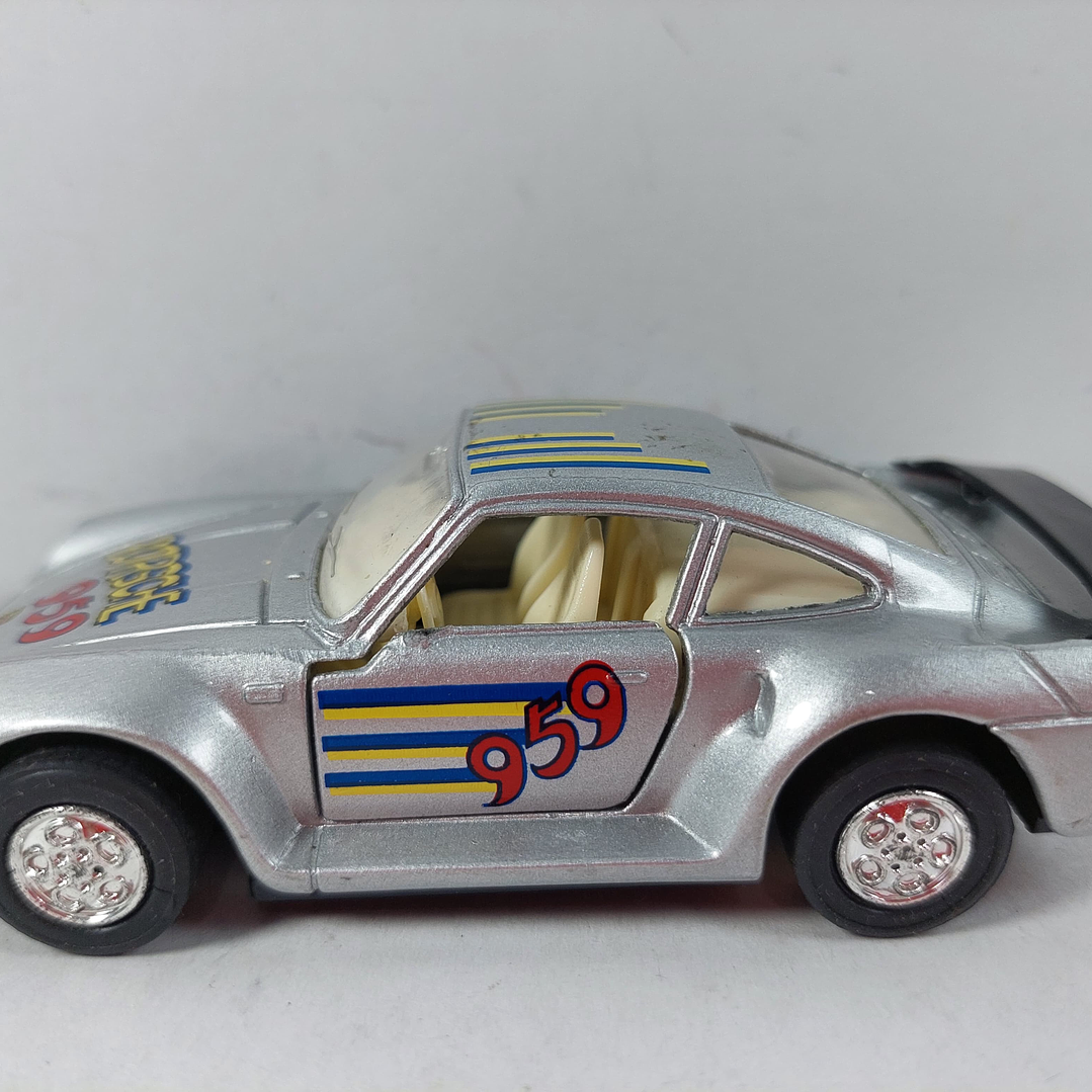 Porsche 959 WELLY Escala 1-36 5