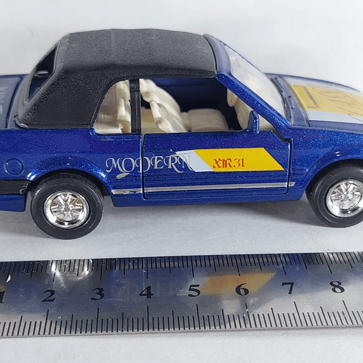 Ford XR 3i convertible 1/36 , Welly 5