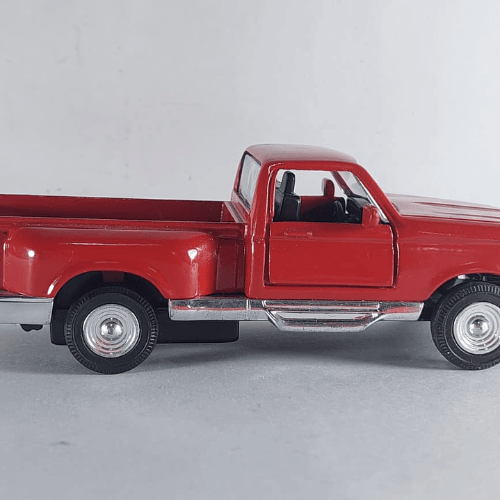 Ford F 150 Flareside, welly Escala 1-36- 4