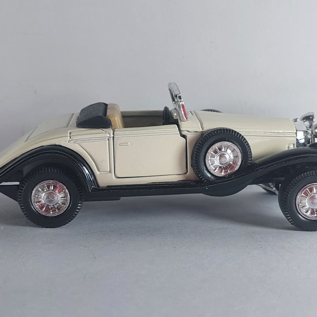 Hispano suiza 1931  1/36 Yatming 7