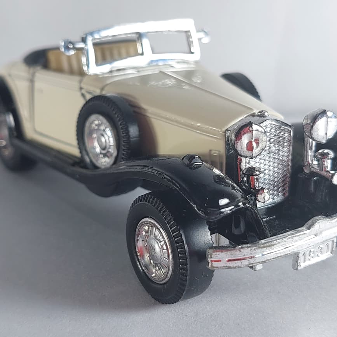 Hispano suiza 1931  1/36 Yatming 1