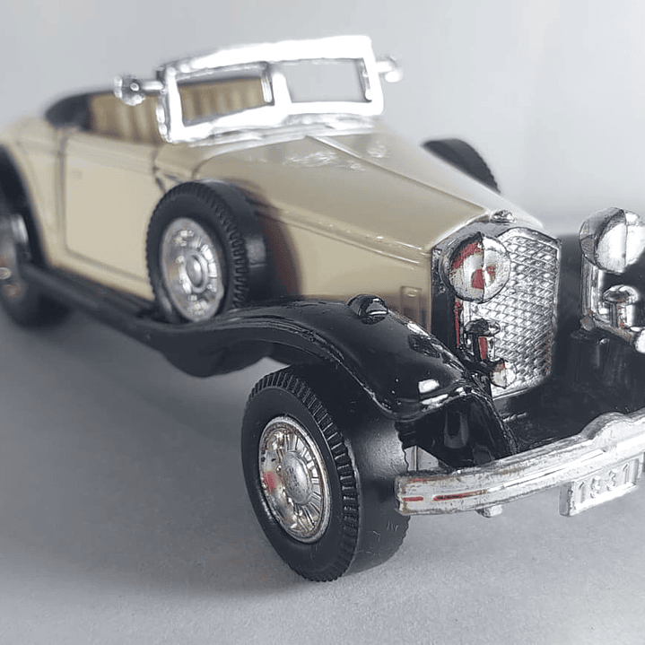 Hispano suiza 1931  1/36 Yatming 1