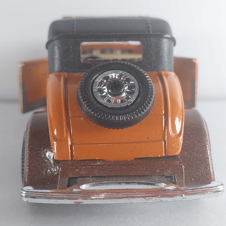 Ford Model A 1931  1/36 Yatming- 5