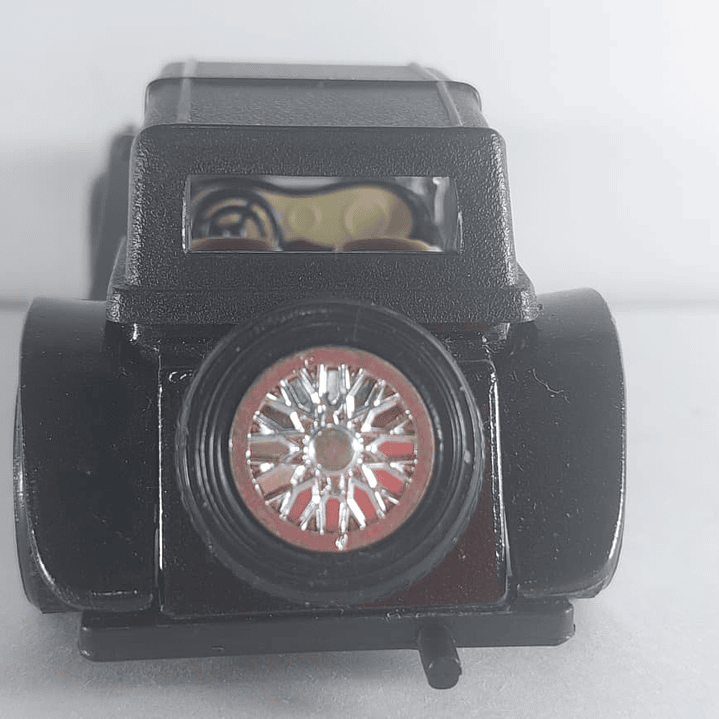 Jaguar SS 100 1937 1/36 Yatming 4