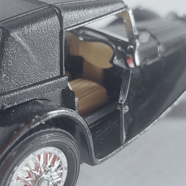 Jaguar SS 100 1937 1/36 Yatming 5