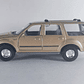 FORD EXPEDITION 1998 DORADA , Escala 1-38 marca TINS TOYS - Miniatura 3