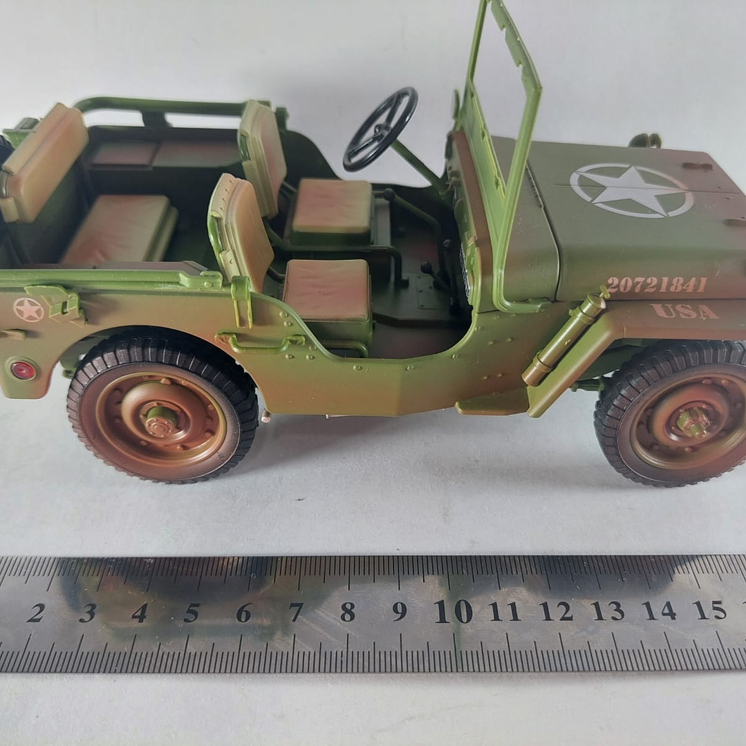 Jeep wIllys Militar , KDW, Escala 1-18 6