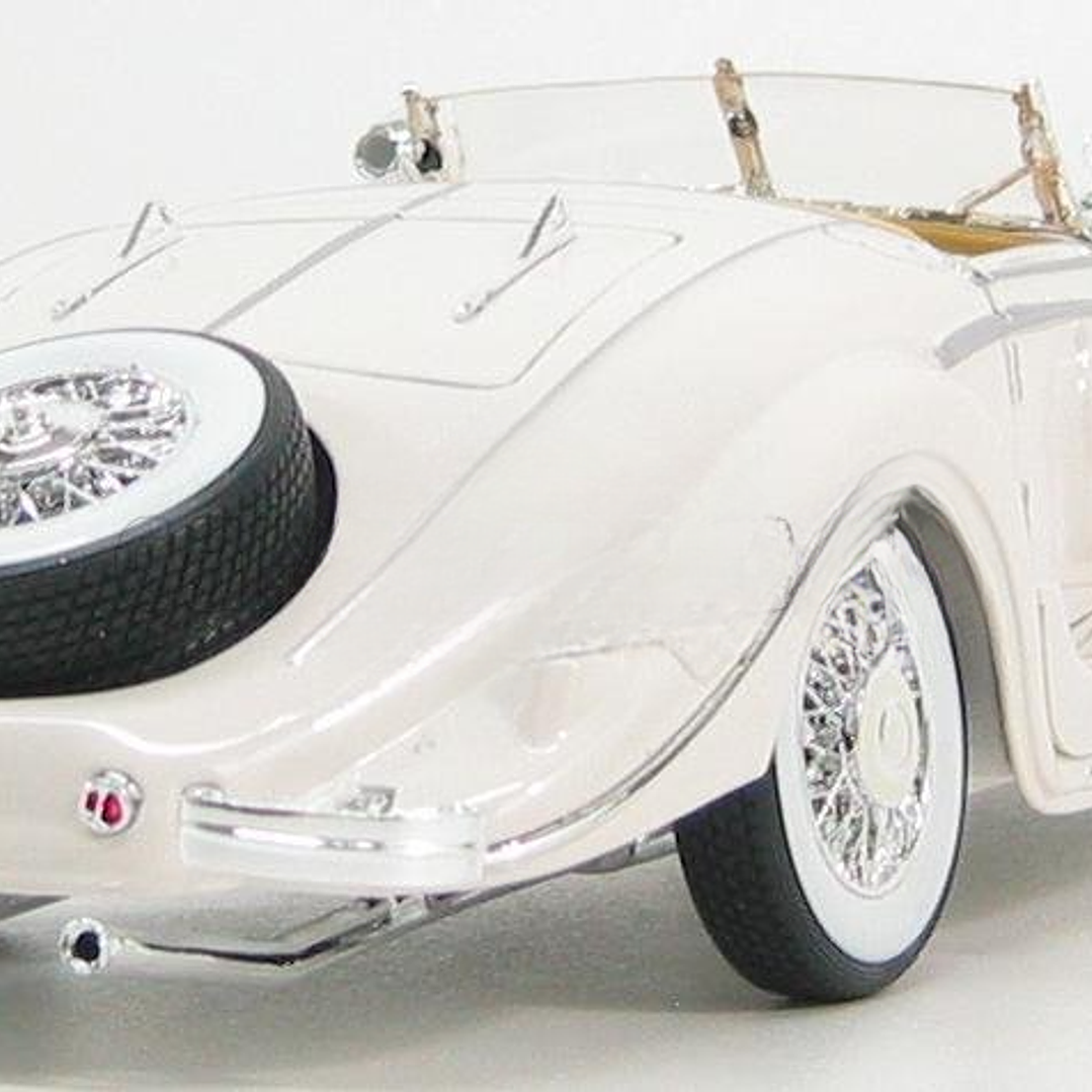 Mercedes Benz 500K ROADSTER 1936, Escala 1/18, maisto 2