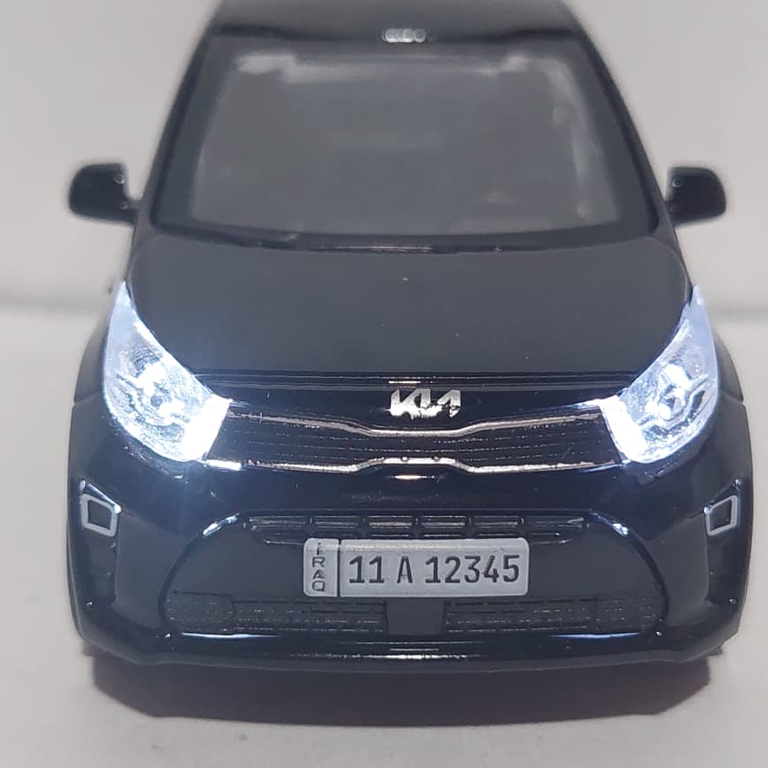 Kia Picanto NEGRO Carro A Escala 1/36 LEDS 4