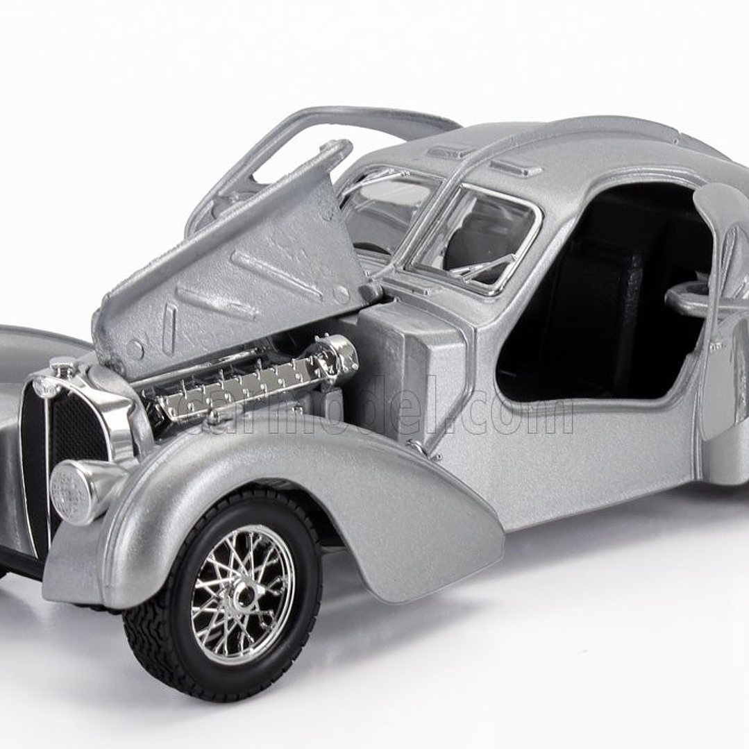 Bugatti Atlantic Burago, Escala 1-24 4