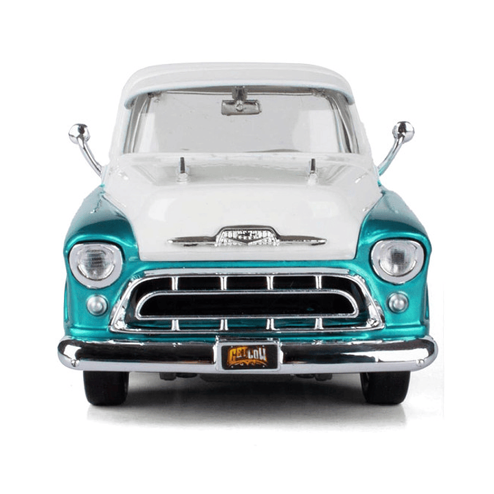 Chevrolet 3100 1957 Escala 1/24 Motor max 1