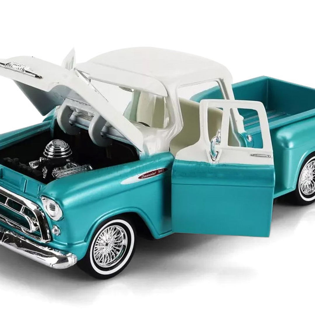 Chevrolet 3100 1957 Escala 1/24 Motor max 3