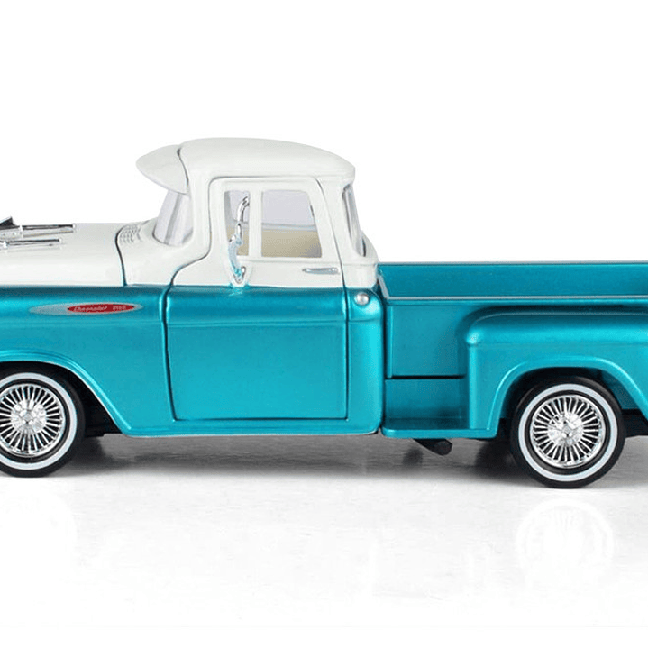 Chevrolet 3100 1957 Escala 1/24 Motor max 4