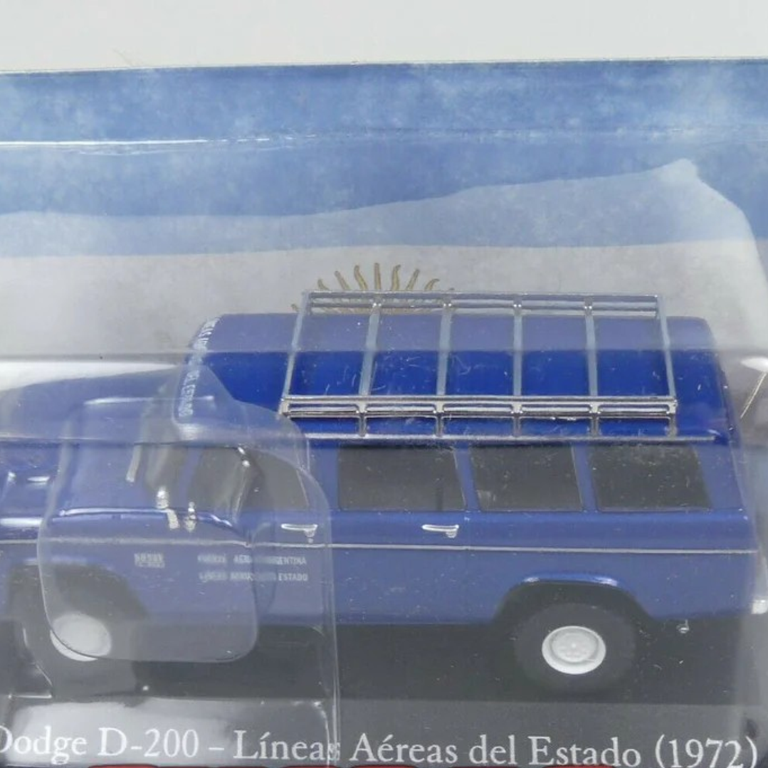 Dodge D200 Escala 1-43 ixo 7