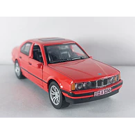 BMW SERIE 5 E34 ROJO Escala 1/36 luces LED