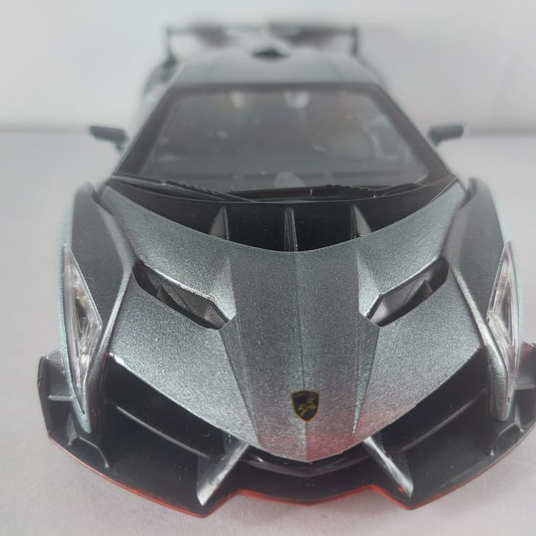 Lamborghini Veneno Escala 1/24 luces LED Marca China 4