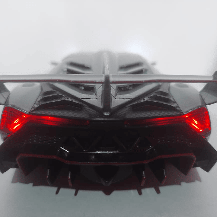 Lamborghini Veneno Escala 1/24 luces LED Marca China 6
