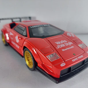 Lamborghini Countach Escala 1/32  Marca China Luces LED