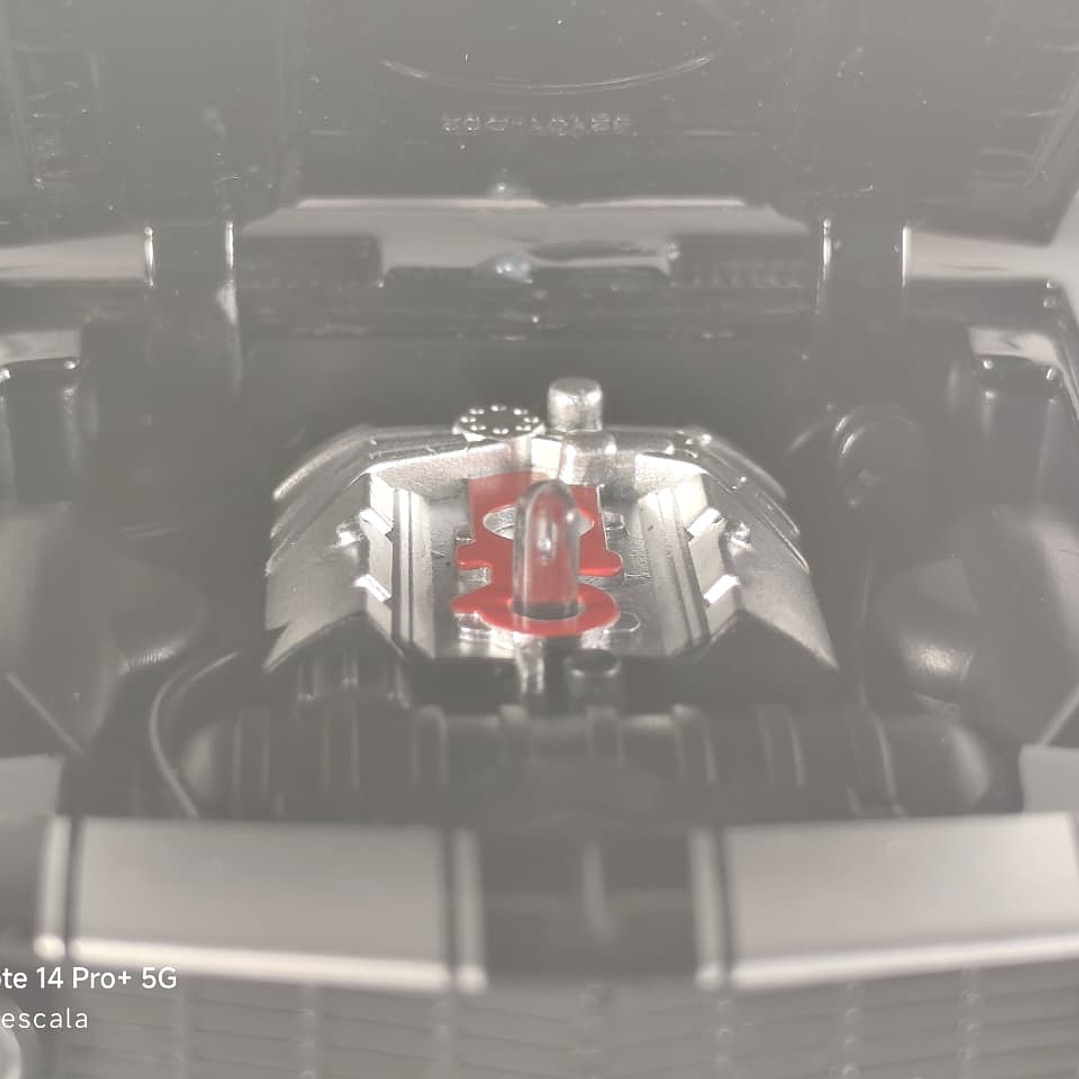 Chevrolet Camaro SS Marca CHINA ESCALA 1/32 Luces LED 7