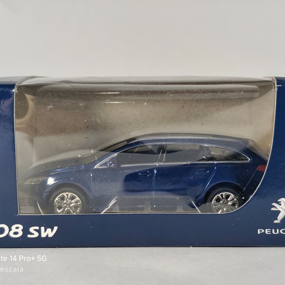 Peugeot 508 SW  Escala 1/64, Marca Norev 5