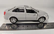 Chevrolet Optra 1/36 Chino Luces LED Gris