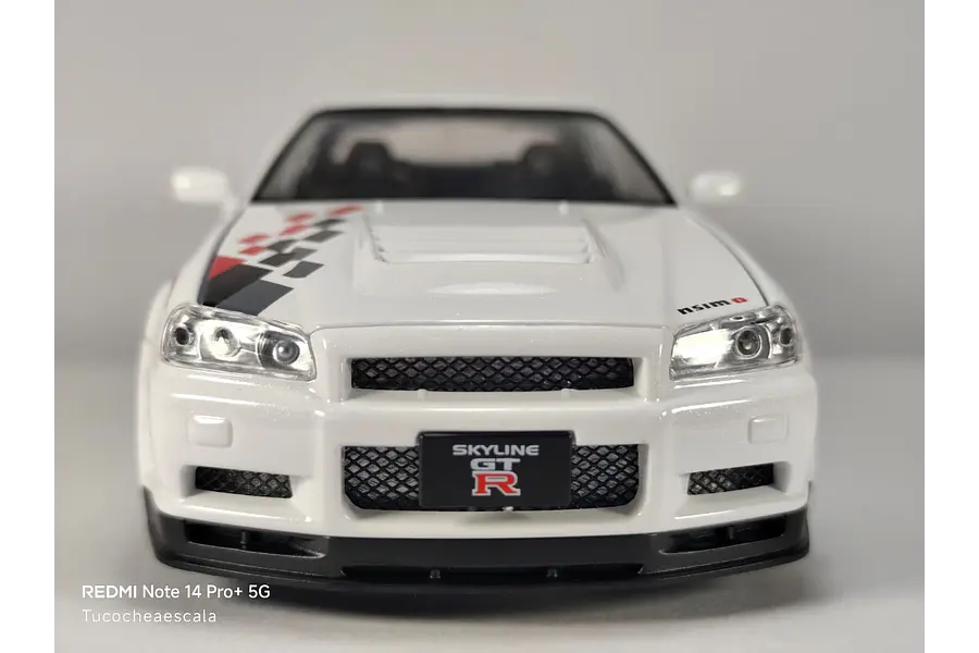 Nissan Skyline GTR  1:24 Jinlifang Blanco