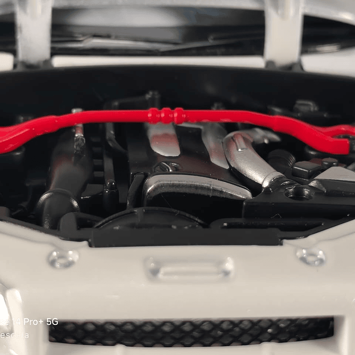 Nissan Skyline GTR  1:24 Jinlifang Blanco 8