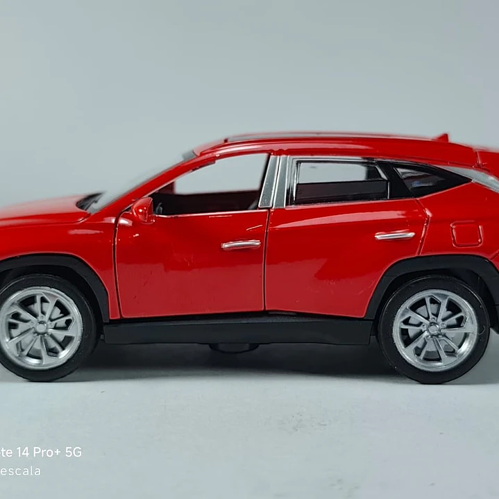 Hyundai Tucson Rojo escala 1/36 Luces Led 7