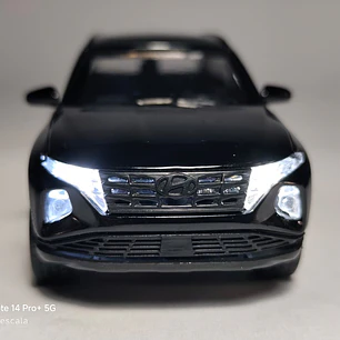 Hyundai Tucson Negro escala 1/36 Luces Led-