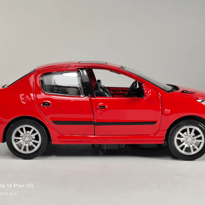 PEUGEOT 207, Escala 1:36, Marca china ROJO 4