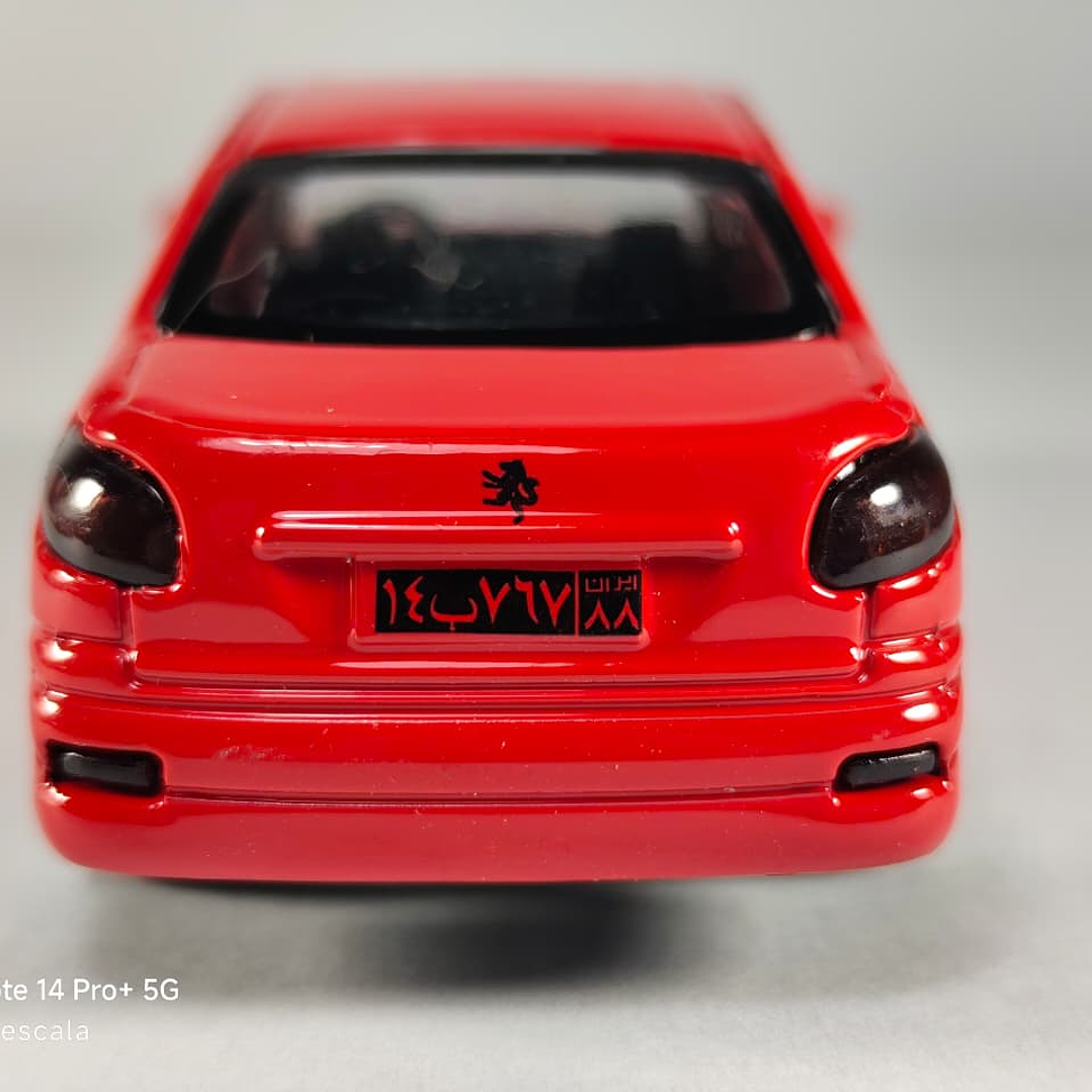 PEUGEOT 207, Escala 1:36, Marca china ROJO 5
