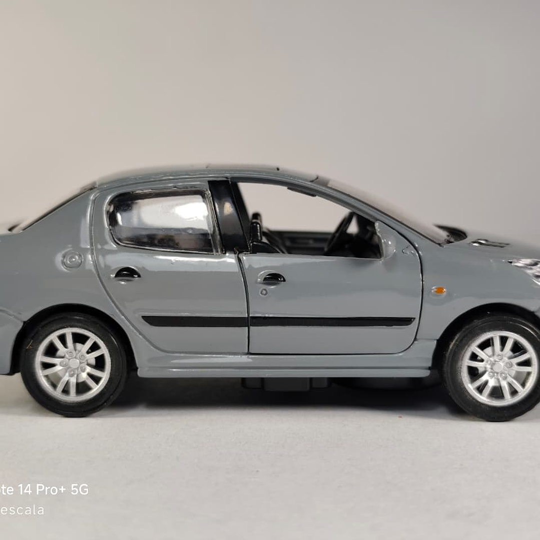 PEUGEOT 207, Escala 1:36, Marca china gris 3
