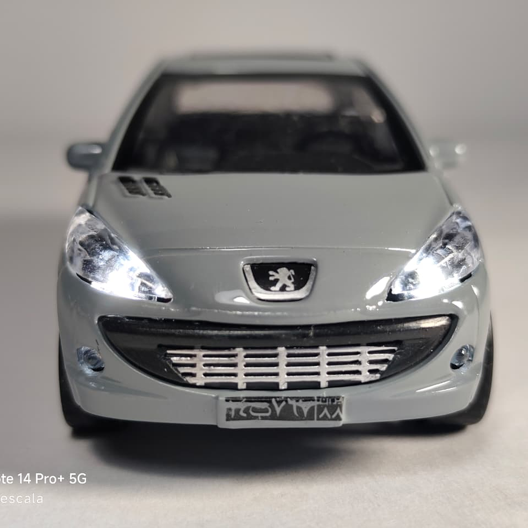 PEUGEOT 207, Escala 1:36, Marca china gris 4