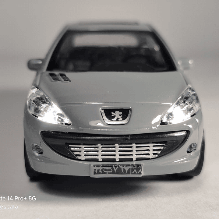 PEUGEOT 207, Escala 1:36, Marca china gris 4