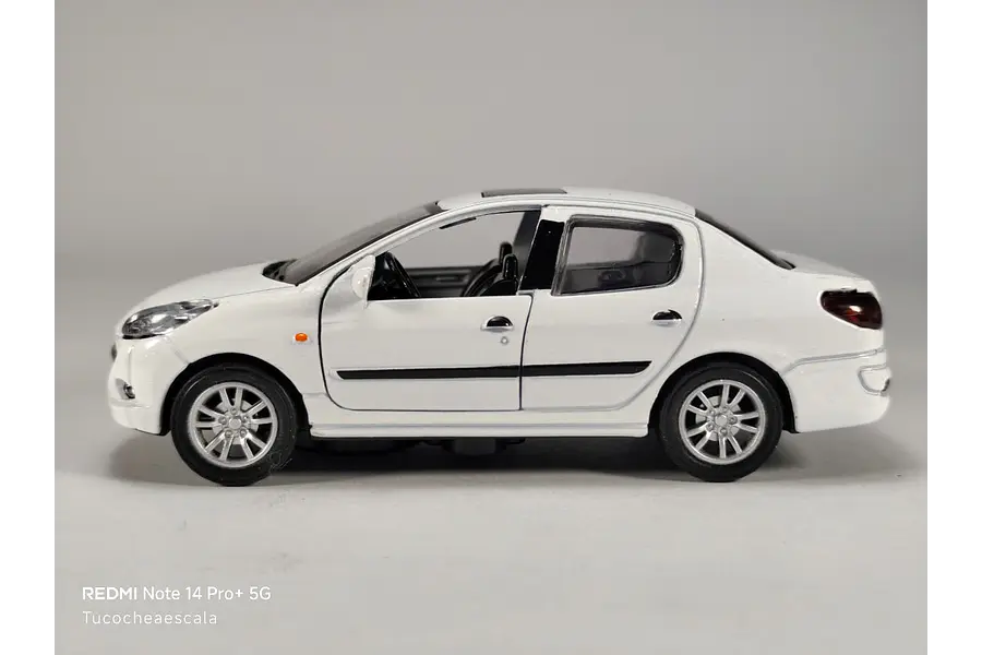 PEUGEOT 207, Escala 1:36, Marca china BLANCO