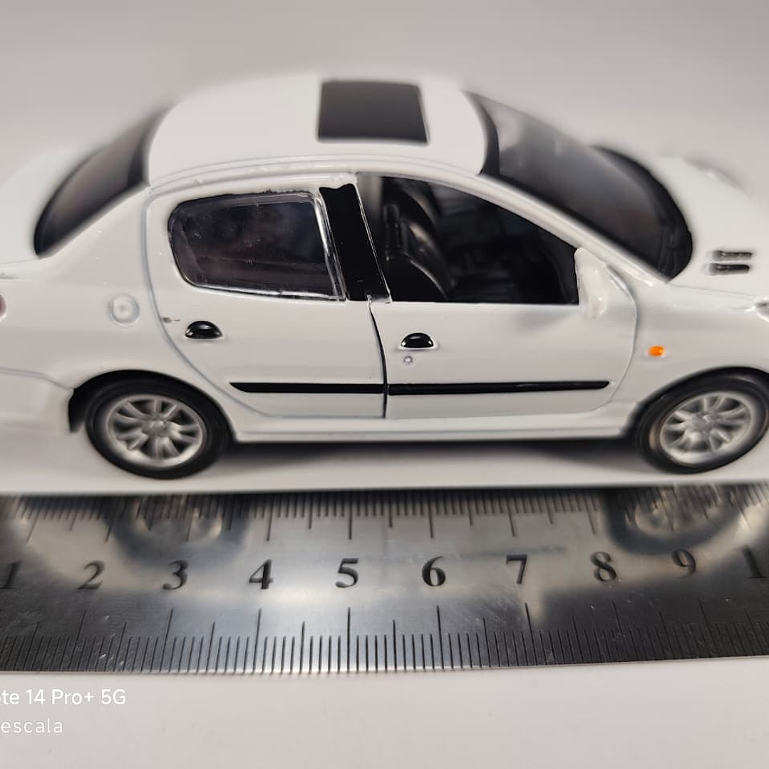 PEUGEOT 207, Escala 1:36, Marca china BLANCO 9