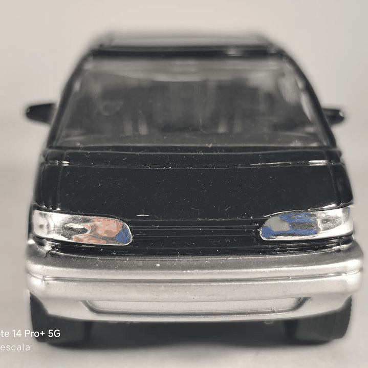 TOYOTA PREVIA Negro ESCALA 1/32 MARCA CHINA  2