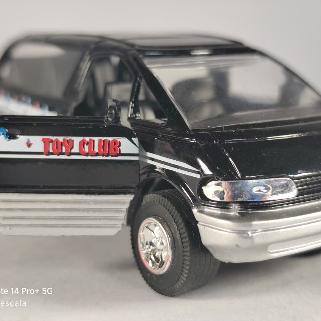 TOYOTA PREVIA Negro ESCALA 1/32 MARCA CHINA  5