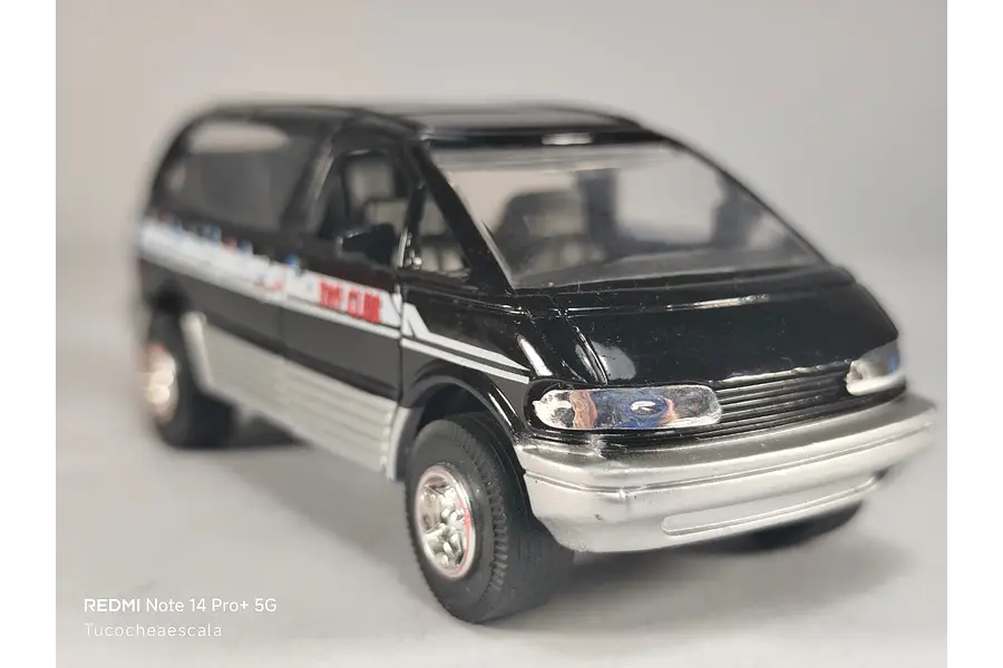 TOYOTA PREVIA Negro ESCALA 1/32 MARCA CHINA 