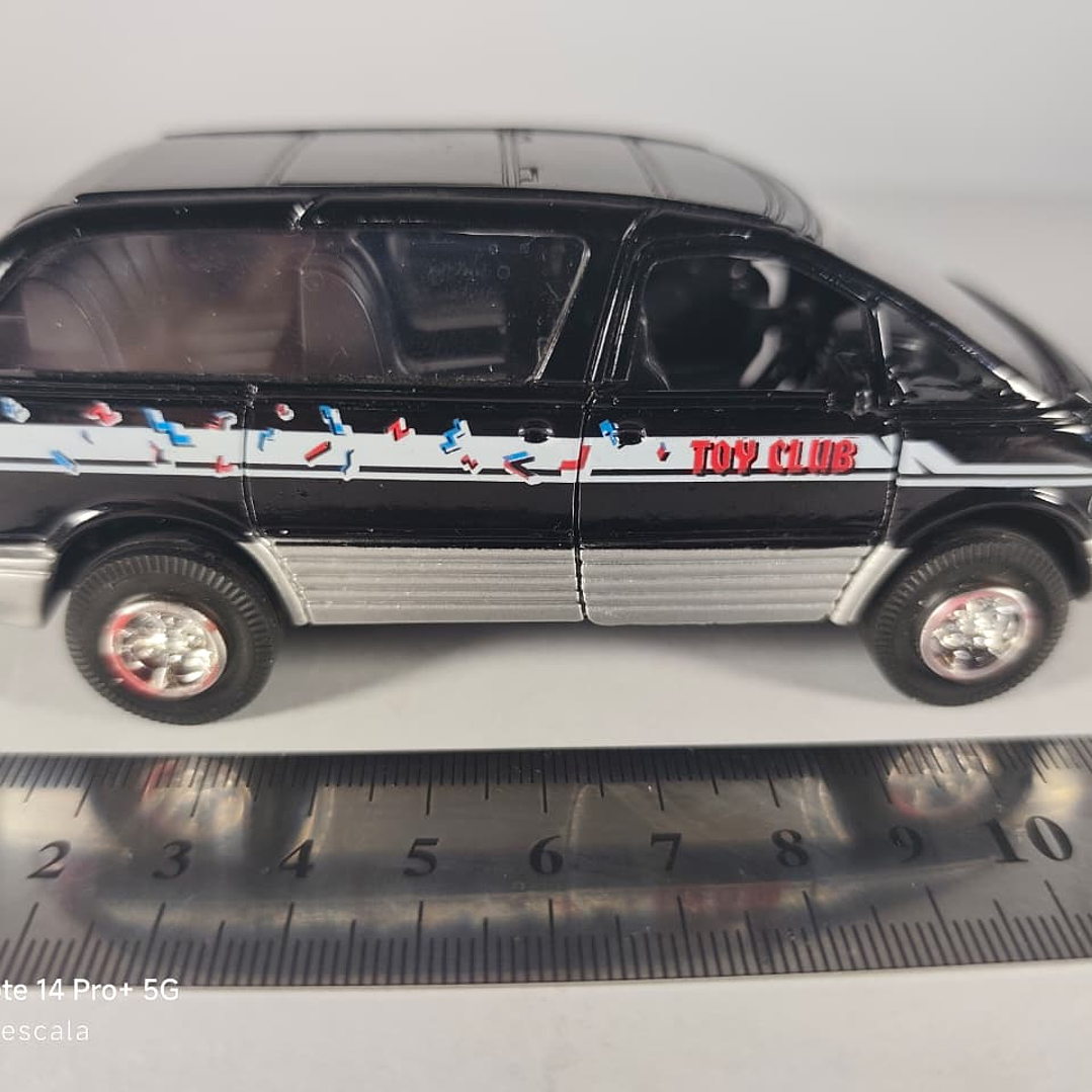 TOYOTA PREVIA Negro ESCALA 1/32 MARCA CHINA  7