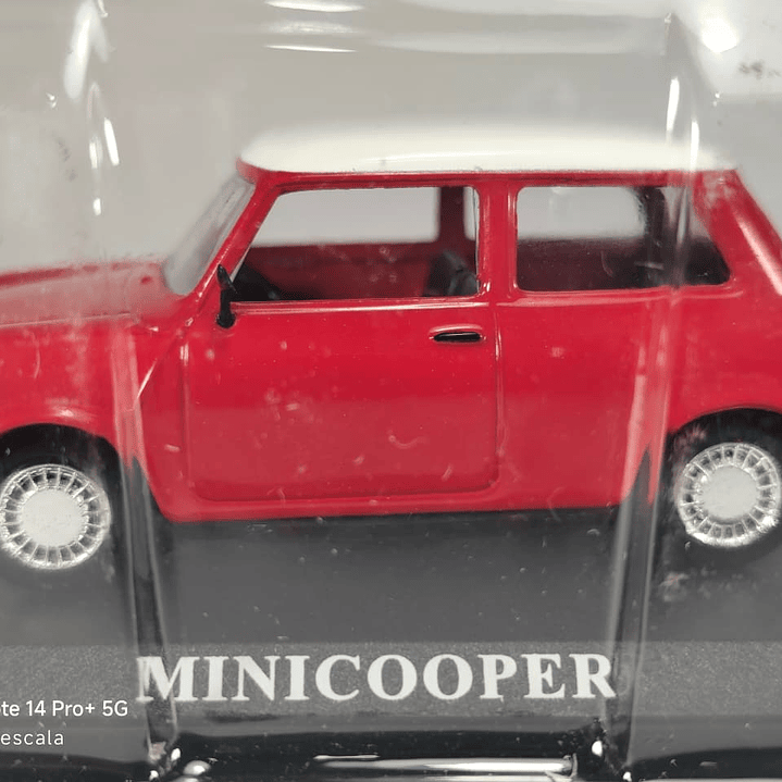 Mini Cooper Rojo Ixo, Escala 1-43 3