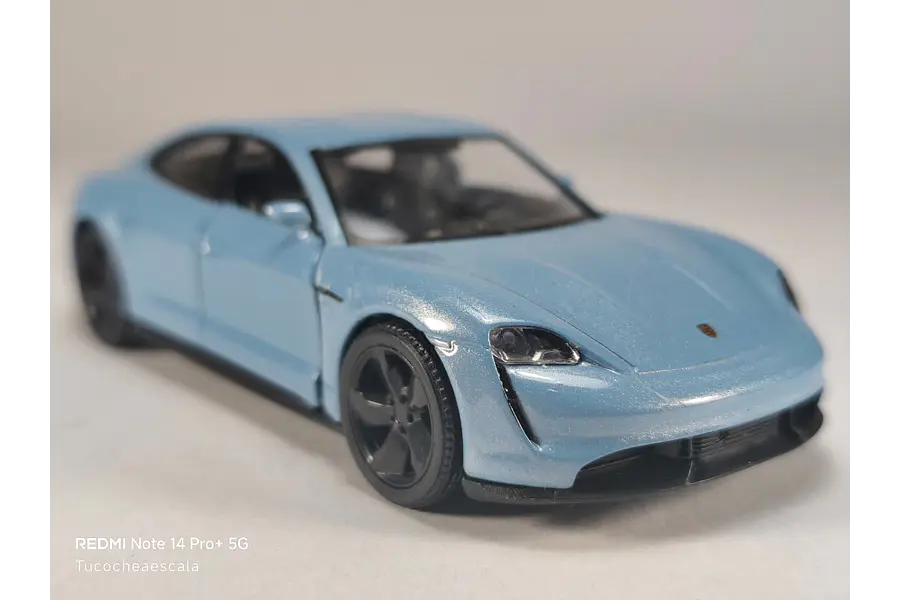 Porsche Taycan Turbo S, Welly, Escala 1-36