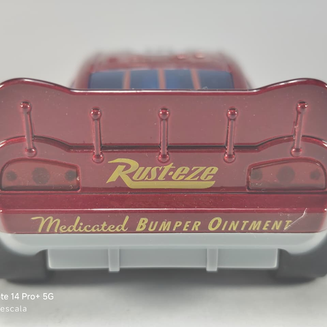 Rayo Mcqueen 1/32 Carro de juguete con luces y sonido 2
