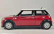 Mini Cooper S ROJO,  Escala 1/28 marca kinsmart  