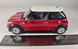 Mini Cooper S ROJO,  Escala 1/28 marca kinsmart  