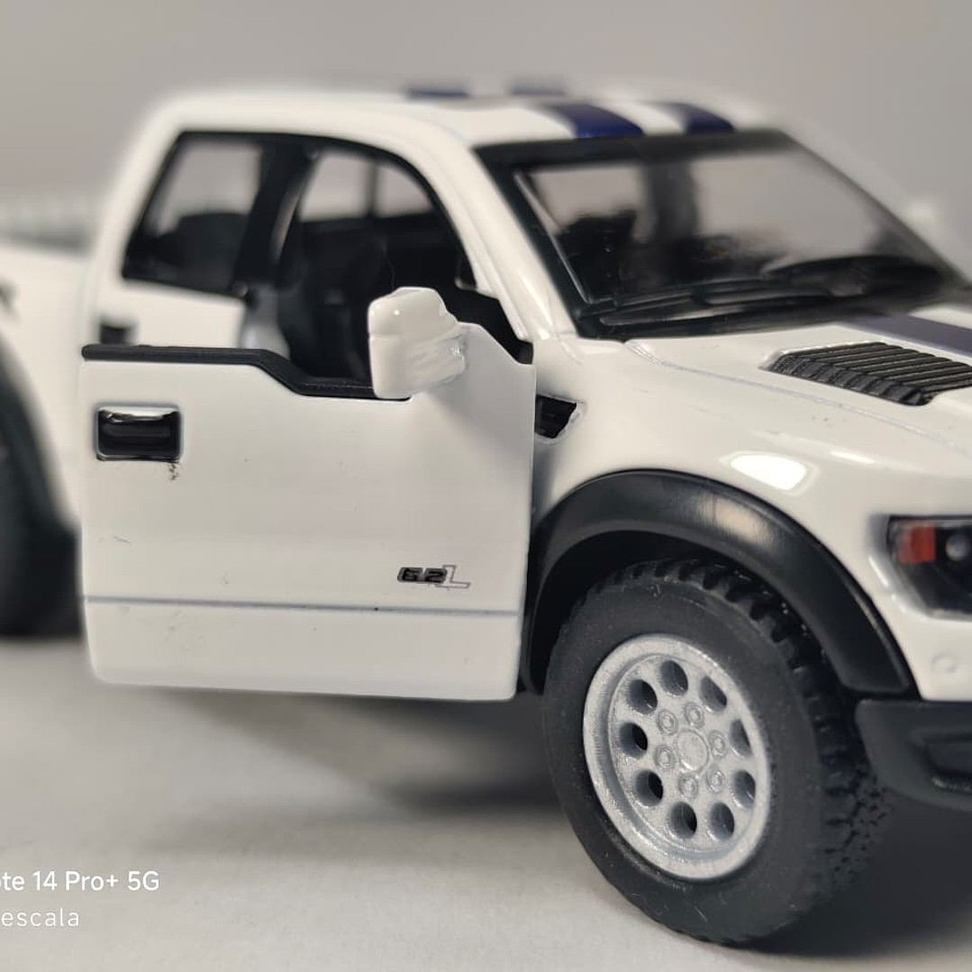 Ford F-150 Raptor 2013 blanca, Kinsmart, Escala 1-36 4