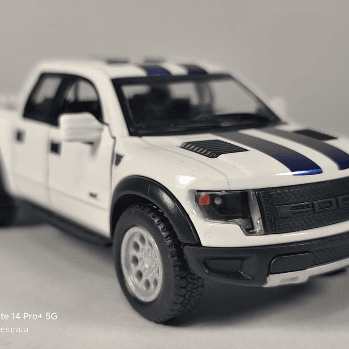 Ford F-150 Raptor 2013 blanca, Kinsmart, Escala 1-36 1